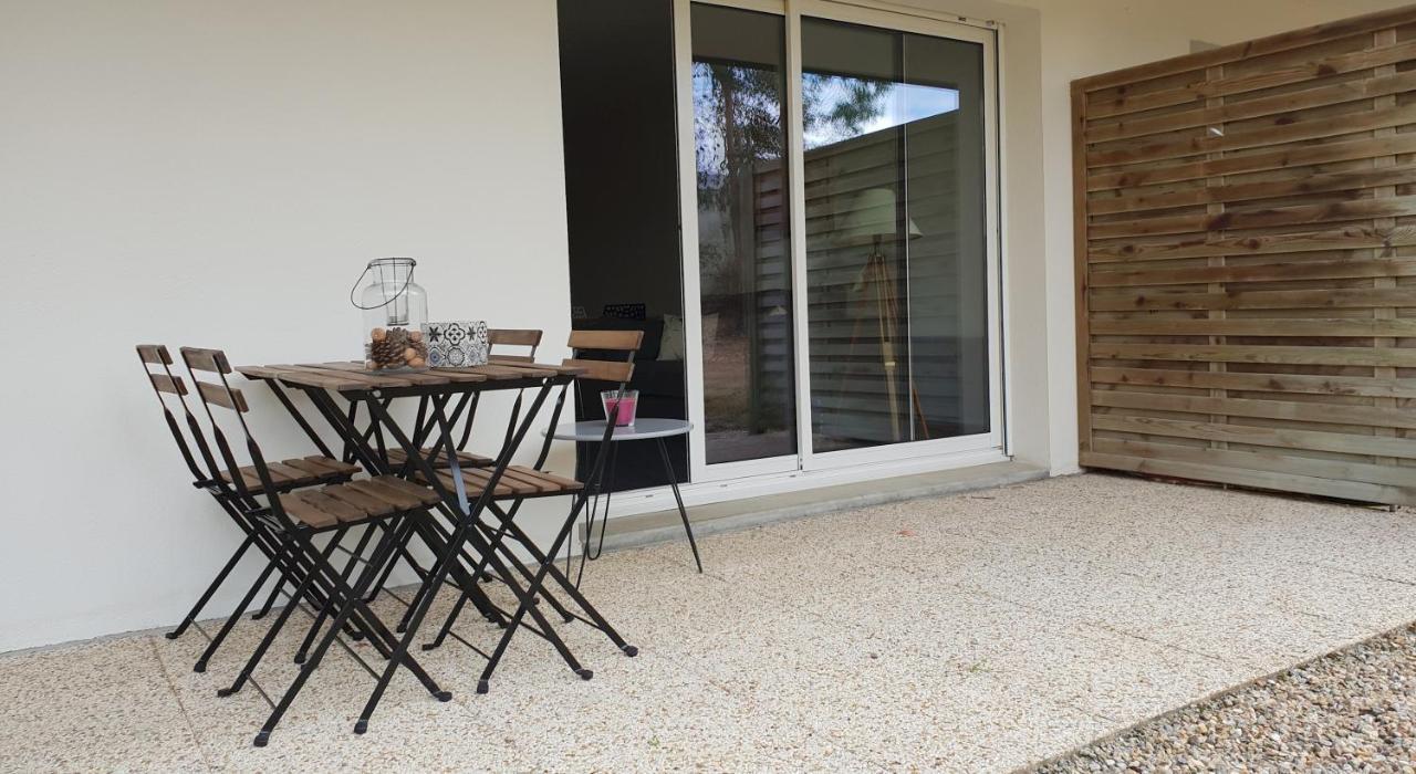 Charmant Studio Residence Avec Terrasse Jardin Au Centre De Vannes Luaran gambar