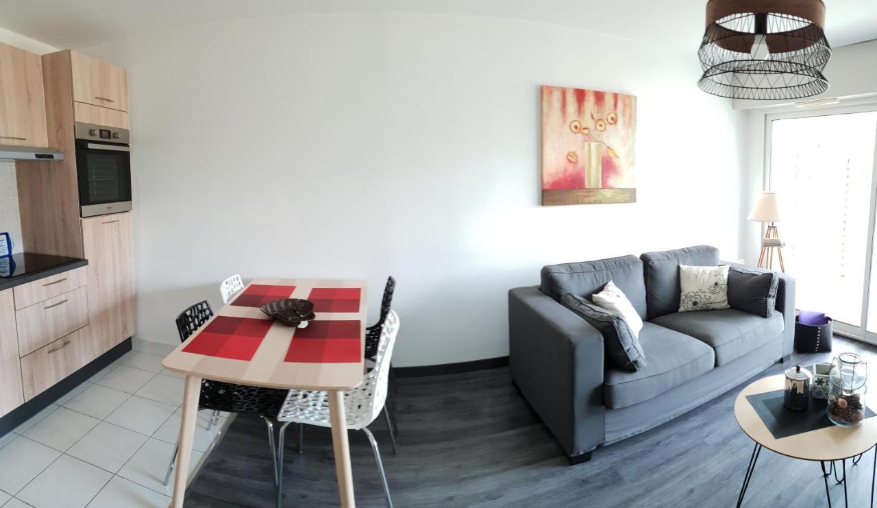 Charmant Studio Residence Avec Terrasse Jardin Au Centre De Vannes Luaran gambar